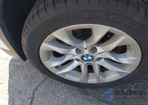 2015 BMW X1 xDrive28I z USA, uszkodzony, nr VIN WBAVL1C58FVY33290